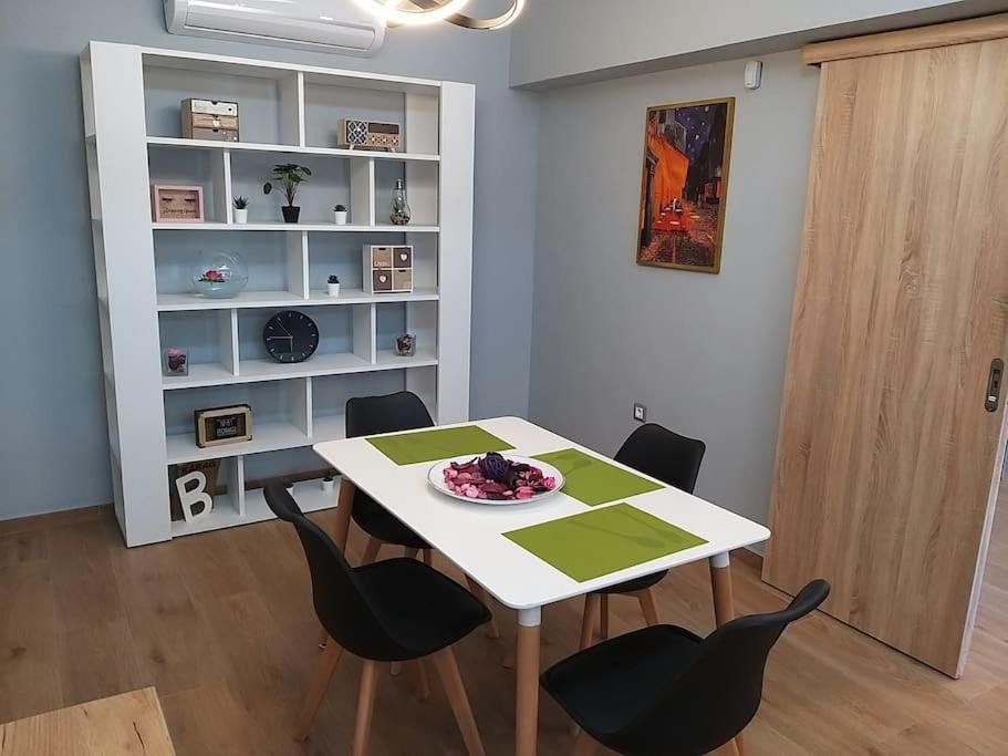 Urban House Aiolou Apartman Athén Kültér fotó